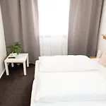 Restaurace A U Hasicu Gasthof 3*